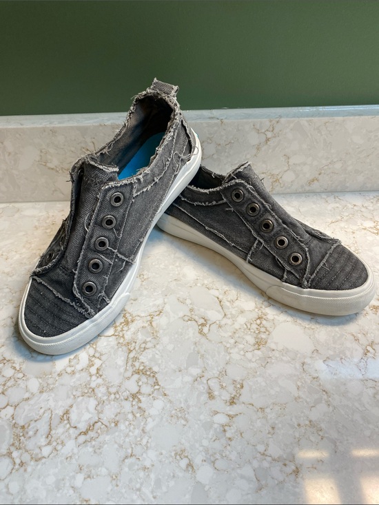 Blowfish Shoes - Blowfish Frayed Canvas Slip-Ons in Gray